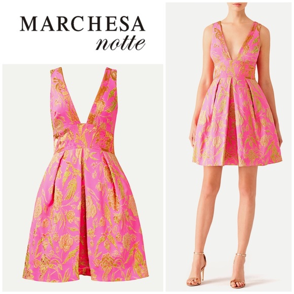 Marchesa Dresses & Skirts - Marchesa Notte V Neck Metallic Floral Dress sz 2